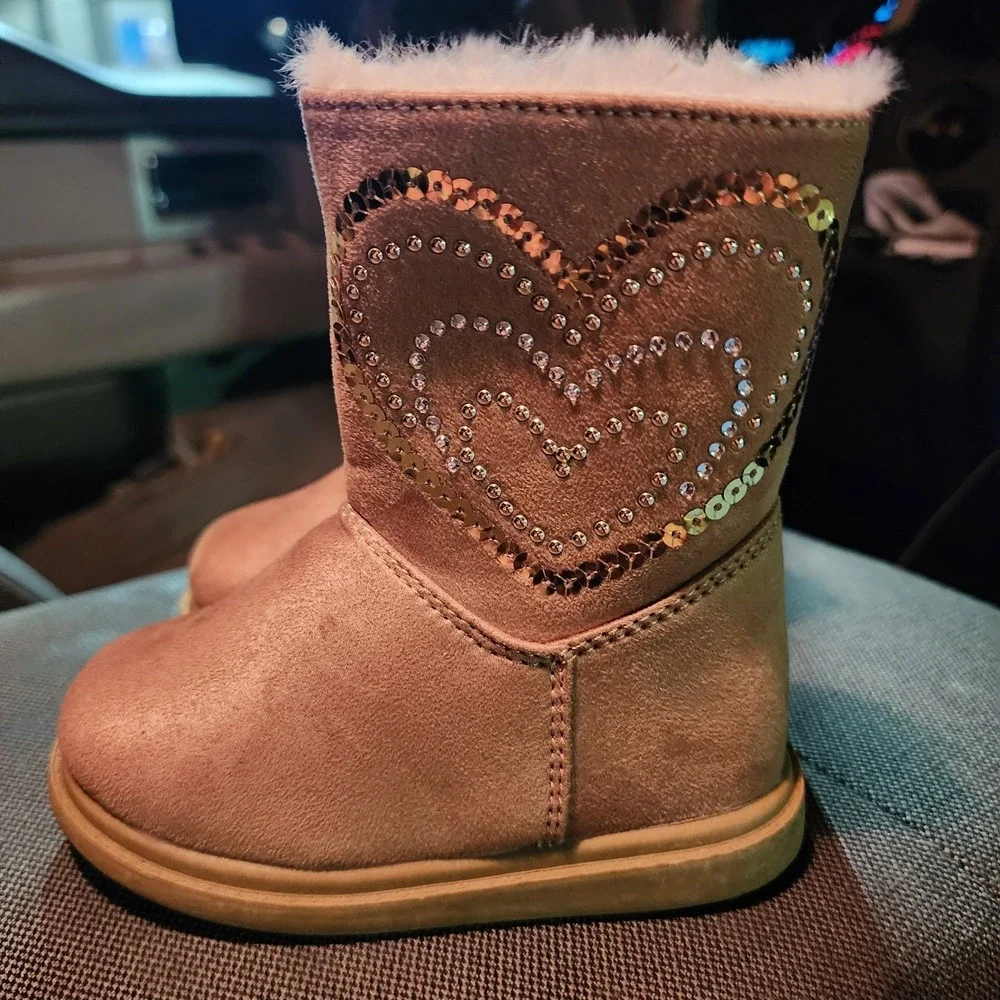 Rachel Amelie Girls Boots Size 6 Brown Heart Sequin Rhinestone  Embellished Love